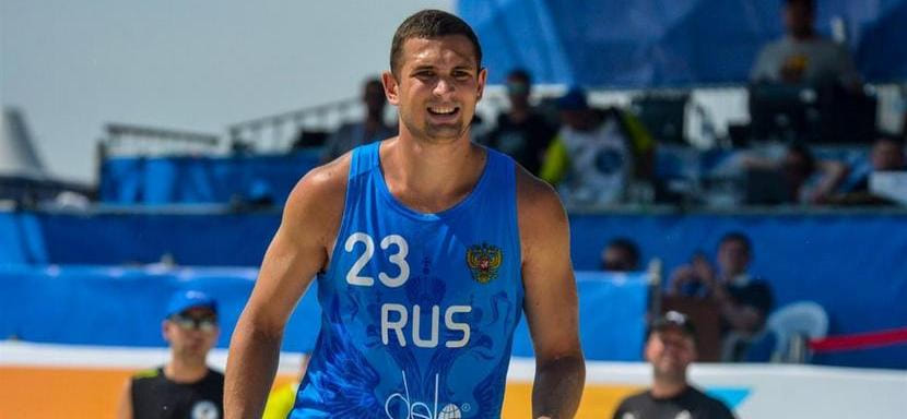 Пляжный гандбол. Константин Винокур: "Технолог-Спартак" непобедим благодаря сыгранности. Уже семь лет выступаем одним составом"