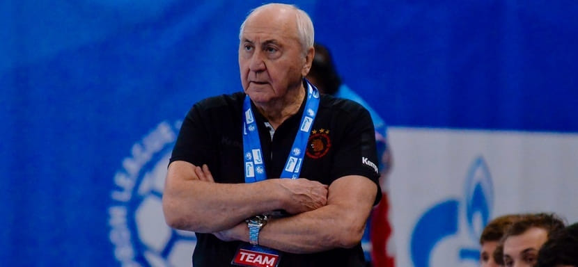 Olimpbet Суперлига. Владимир Максимов: "После 40-й минуты у игроков СГАУ-"Саратова" случился провал в физической подготовке" (ВИДЕО)