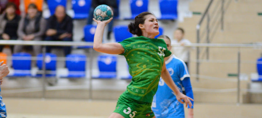 Olimpbet Суперлига. Алиса Дворцевая из АГУ-"Адыиф" — лидер гонки бомбардиров после 8 матчей. Махатадзе и Зотина — в топ-3