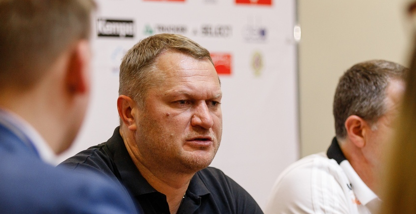 Эдуард Кокшаров: "Сегодня ждем из Германии Сергея Горпишина и Пашу Атьмана. С ними будем в полном составе"