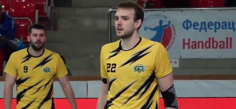 Olimpbet Суперлига. Линейный СГАУ-"Саратова" Павел Елистратов дисквалифицирован на три матча за удар соперника в лицо (ВИДЕО)