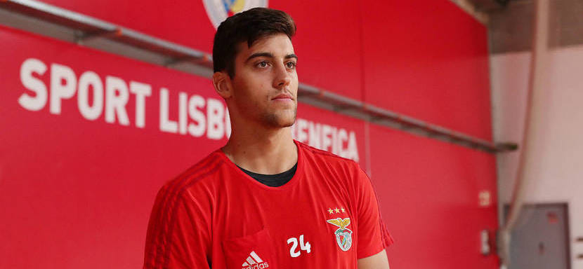 Франция. Португальский полусредний "Нанта" Алешандре Кавалканти сломал ногу на тренировке