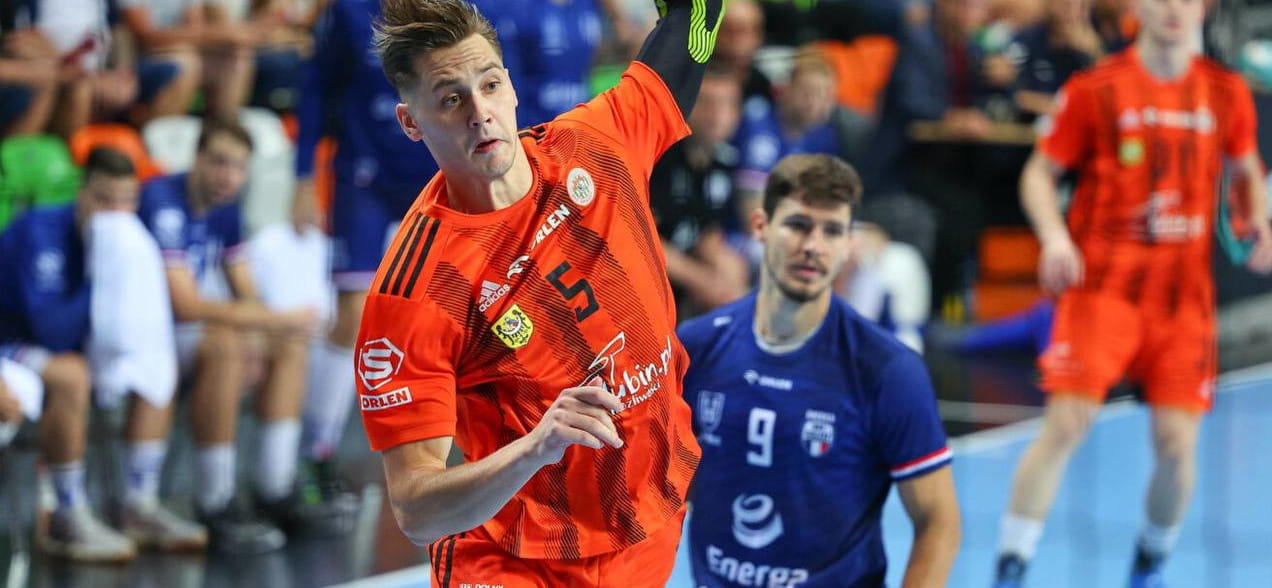 Польша. "Выбжеже" уступил "Хроброму", "Заглембе" на своей площадке обыграл "Калиш", а "Гурник" в гостях разгромил "Легионово"