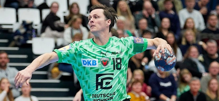 Бундеслига. Источник: "Берлин" всё же решил оставить датчанина Ханса Линдберга ещё на сезон. Правый крайний принял предложение