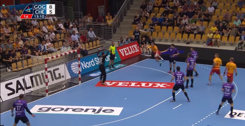 Лига чемпионов. Классный бросок крайнего датского "Гудме" Одина Тора Рихардссона в матче с "Чеховскими Медведями" (ВИДЕО)