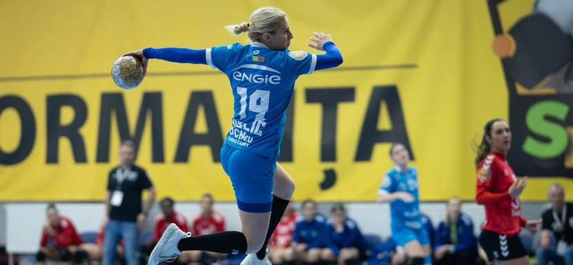 Румыния. Правая крайняя "Бухареста" и сборной Сербии Желька Николич летом станет игроком "Крайовы"