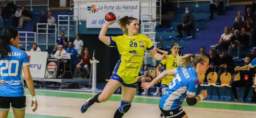 Франция. 30-летняя Ноэми Бартелеми составит пару линейных "Меца" с Сарой Буктит