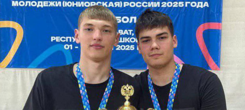 Егор Дворянкин о том, когда вытеснит ветеранов из состава СГАУ-"Саратова": "Пока мы для этого слишком молоды. Дайте нам ещё года два или три"