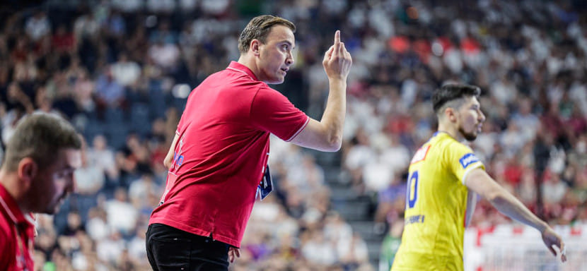 Лига чемпионов. Момир Илич: "Не могу сказать, была ли красная карточка справедливой. Возможно, двух минут было бы достаточно"