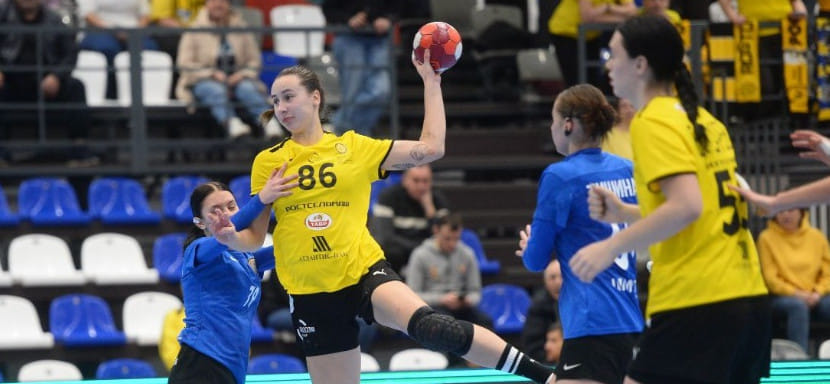 "Большой подвиг совершили те люди, которые за столь короткое время создали шикарный спортивный объект". Виктор Поладенко о новой арене в Ростове