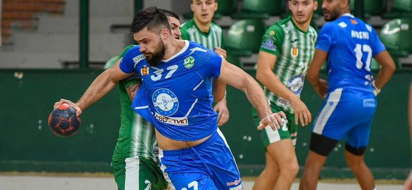 Балканы. Россиянин Денис Васильев принёс "Еурофарму Пелистеру" ничью в матче чемпионата Северной Македонии со второй командой