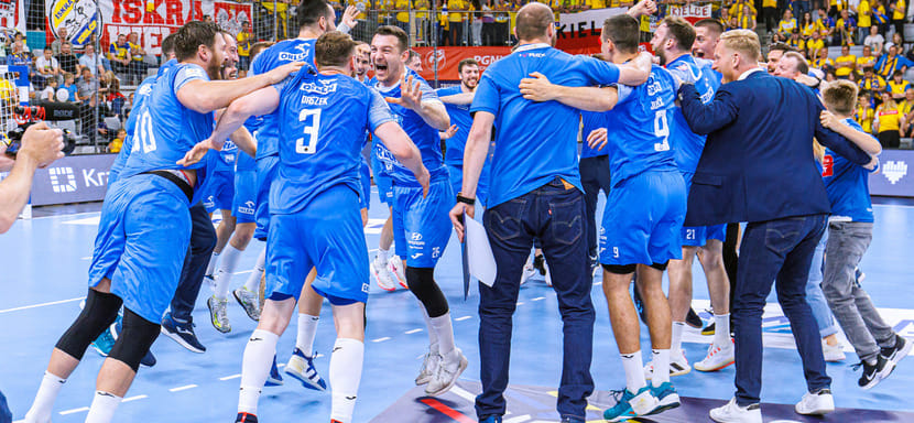 Польша. "Висла" россиян Сергея Марка Косоротова и Дмитрия Житникова выйдет из отпуска 19 июля