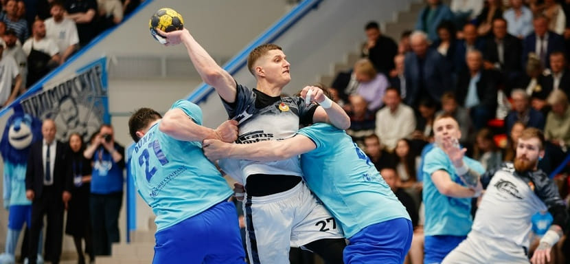 В мужском чемпионате России сегодня состоится "битва двух столиц": московский ЦСКА принимает петербургский "Зенит"