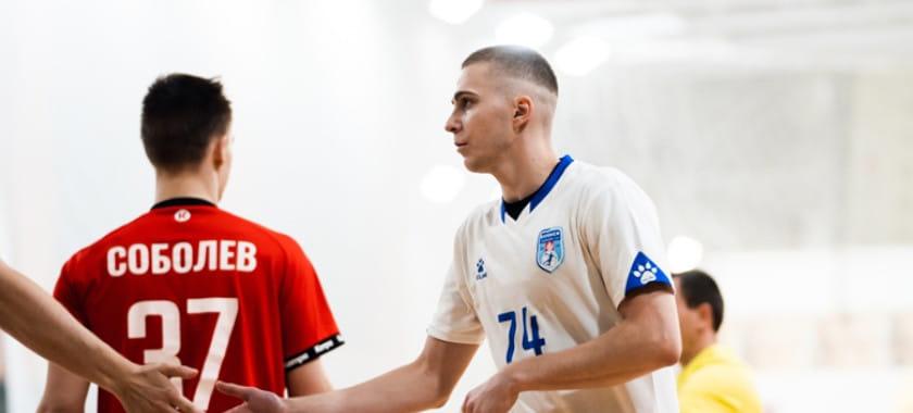 Высшая лига. Кирилл Медведков из "Воронежа" — лидер бомбардирской гонки. В среднем за матч он забрасывает по 7,4 мяча