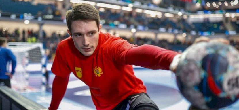 Испания. Левый крайний из Черногории Филип Вуйович присоединился к "Бенидорму"