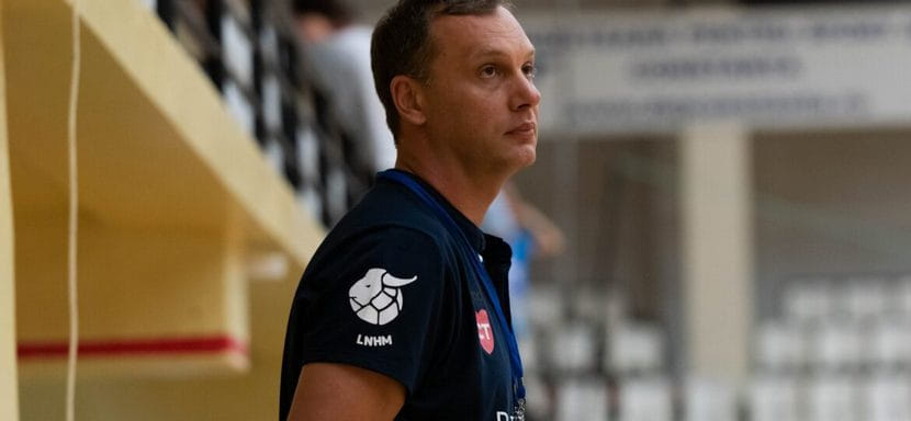 Румыния. "Костанцу" покинул главный тренер из Сербии Джордже Чиркович. Он принял решение вернуться на родину