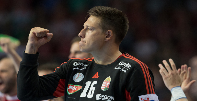 Венгрия. Роланд Миклер подписал трехлетнее соглашение с "Пиком". Звездный вратарь возвращается в клуб из Сегеда