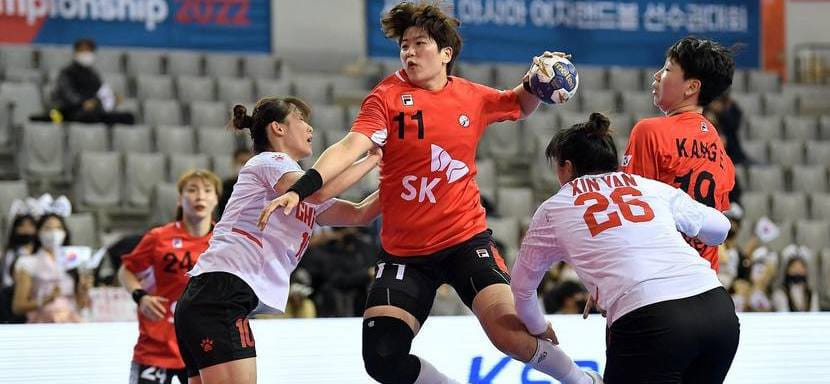 Чемпионат Азии. Сборная Китая под руководством Наталии Дерепаско завоевала бронзовые медали. Золото турнира у кореянок