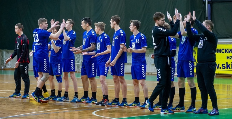 Высшая лига. Гандболисты подмосковного УОР №4 дома уступили омскому "Скифу"