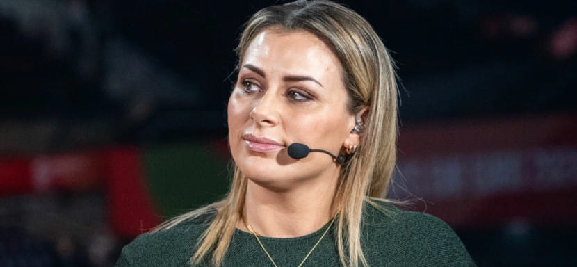 Нура Мёрк: "Француженки проиграли датчанкам на скамейке запасных. Я очень критично отношусь к постоянным заменам Гардиллу"