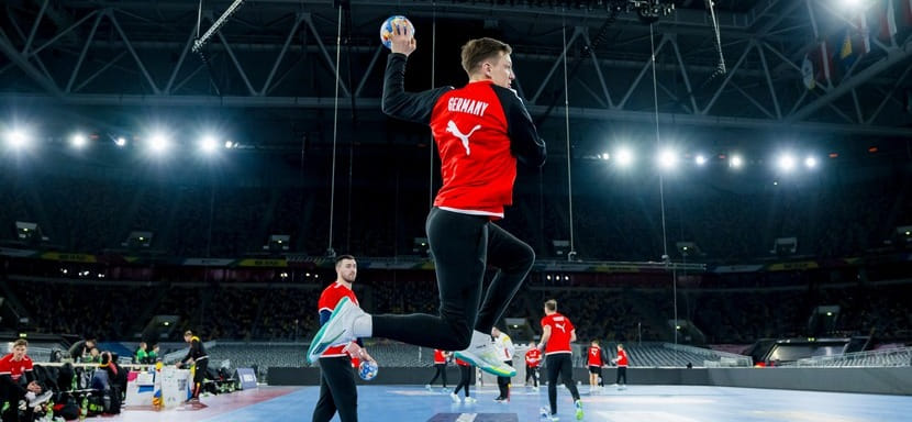 ЧЕ-2024. Мужской топ-турнир сегодня стартует в Дюссельдорфе: 50-тысячная "Меркур Шпиль-Арена" примет матчи французов и немцев