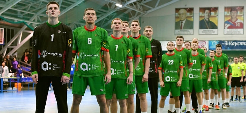 Высшая лига. Лидер чемпионата волгоградский "Каустик" вновь потерял очки в Чехове и ещё два результата воскресенья