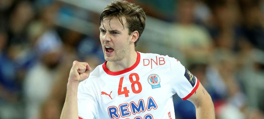 Лига чемпионов. Сигвальди Гудьонссон из "Кольстада" — лучший бомбардир турнира, хотя сыграл на матч меньше. Шимон Сичко и Аарон Менсинг в топ-3