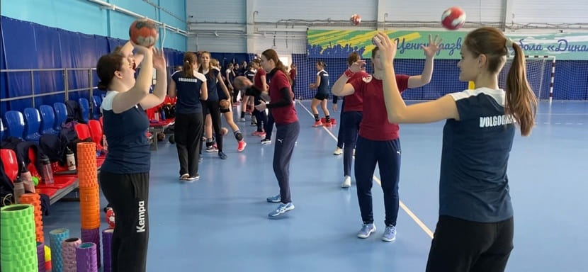 Россия. Волгоградскому спортивному комплексу на Семи Ветрах присвоено имя заслуженного тренера СССР и РСФСР Левона Акопяна