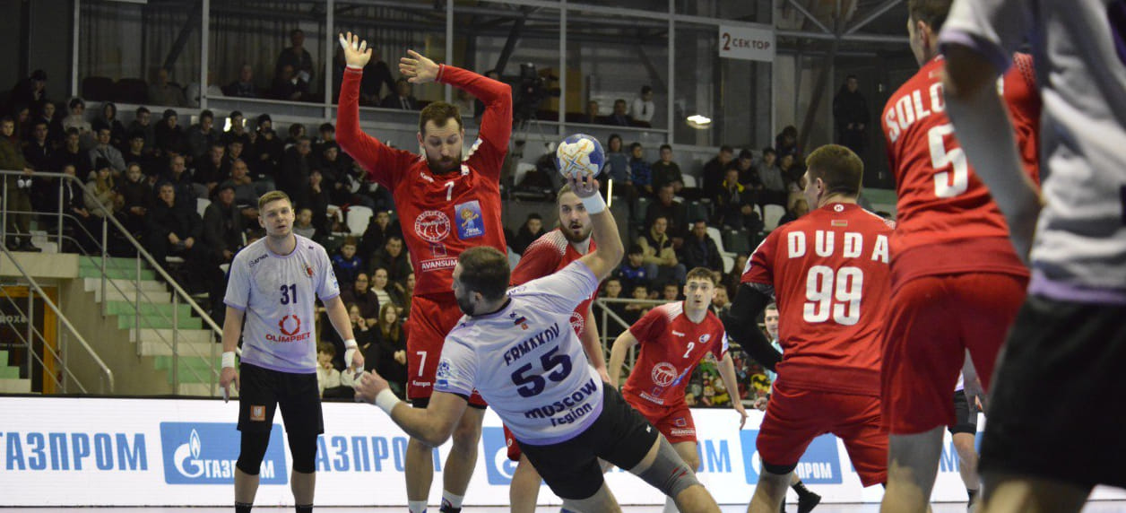 "Рожаем, рожаем, а потом на тебе!". "Чеховские медведи" забросили 44 мяча в ворота "Машеки"