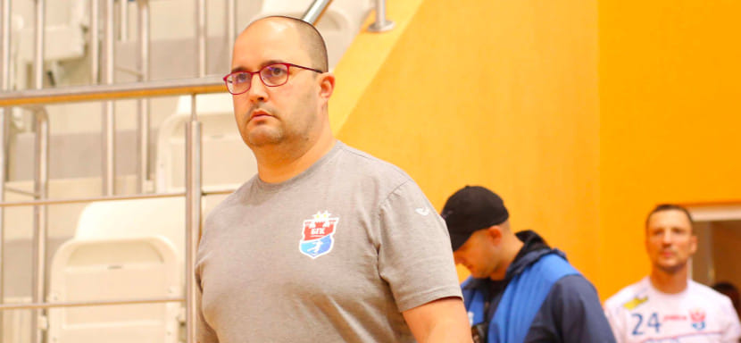 Беларусь. Дани Гордо: "Сражаться со СКА нелегко, там хватает молодых, бегущих гандболистов. Посвящаем победу болельщикам" (ВИДЕО)