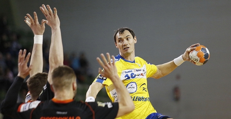 Лига чемпионов. Полусредний "Виве" Кшиштоф Лиевски пропустит матчи 1/8 финала с "Мотором"