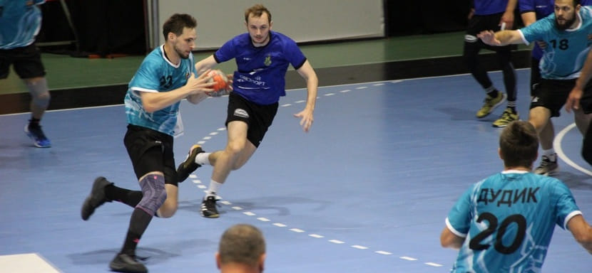 "Динамо-Сунгуль" обыграло омский "Скиф" в товарищеском матче