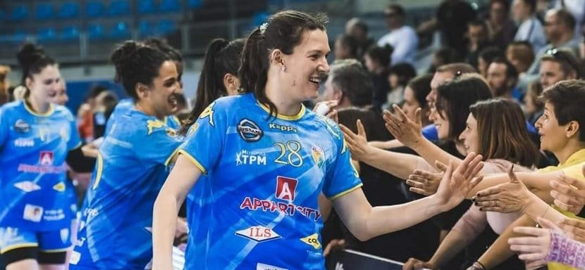 Российская правая полусредняя Юлия Хавронина сменит турецкий чемпионат на итальянский и будет выступать за "Салерно"