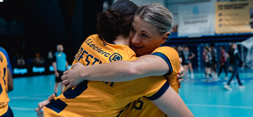 "Сент-Аман" на домашней площадке уверенно разобрался с "Гавром" в воскресной игре женского чемпионата Франции