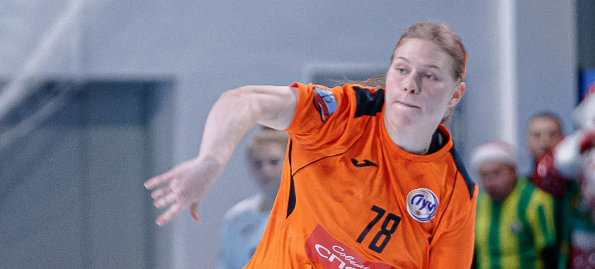Разыгрывающая Вероника Комкова покинула "Луч". Она стала десятой гандболисткой, ушедшей из столичного клуба этим летом