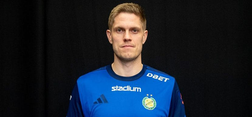 Шведский вратарь Петер Юханнессон после этого сезона вернётся на родину: он сменит датский "Гудме" на "Севехоф"