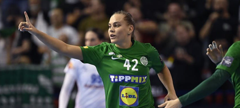 Лига чемпионов. Катрин Клуйбер из "Ференцвароша" возглавила гонку бомбардиров. Анна Вяхирева приблизилась к Дарье Дмитриевой