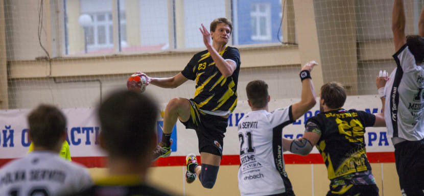 Кубок ЕГФ. СГАУ-"Саратов" в домашнем матче с минимальной разницей в счете обыграл "Пылву". Ответная встреча пройдет через неделю