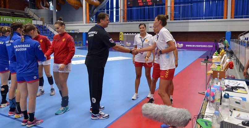 Девушки. ЧЕ-2019. Главный тренер сборной России Михаил Измайлов: "Понимаем, что пока соперничали с не самыми сильными командами"