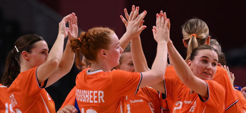 Олимпиада. Сборная Нидерландов одержала победу над командой Анголы. Подопечные Майоннада и Андрюшиной близки к выходу в четвертьфинал