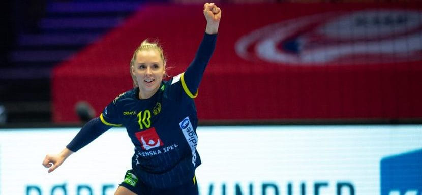Дания. Правая крайняя "Севехофа" и сборной Швеции Матильда Лундстрем продолжит карьеру в "Силькеборге"