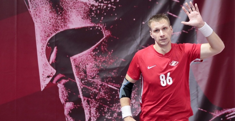 Суперлига. Белорусский полусредний московского "Спартака" Евгений Семенов подписал контракт с финским "Коксом"