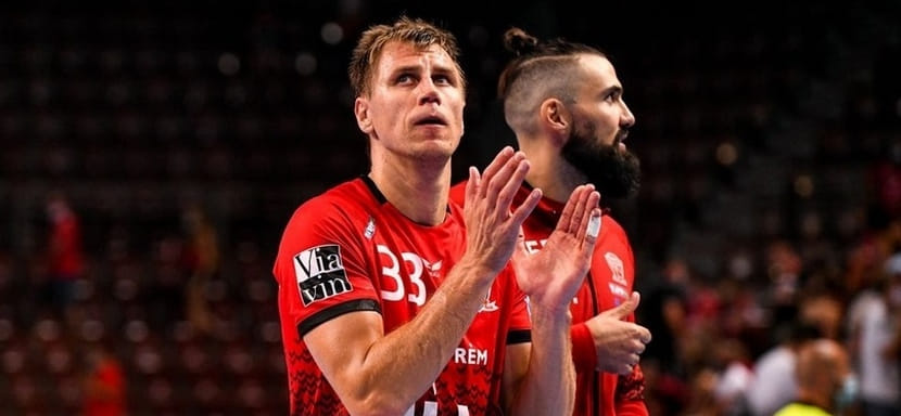 Португалия. Трансферный слух. 33-летний российский правый крайний Даниил Шишкарев, покинувший "Веспрем", может стать игроком "Порту"