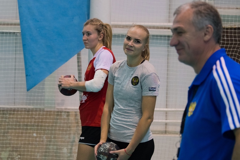 Ирина Никитина: "Стараться изо всех сил, честно работать и показывать то, что умею"