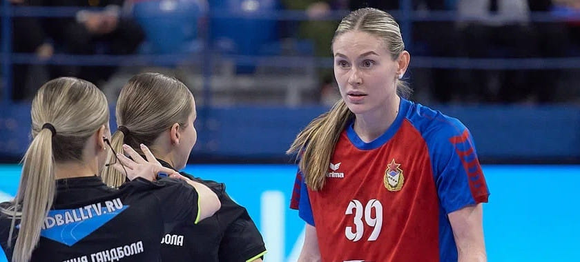 За кого болели Черчесов и Шишкарёв, слёзы Илларионовой, дрожащие руки Никитиной. Как "Черноморочка" выбила ЦСКА из Кубка