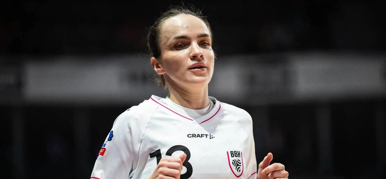 Французский "Брест" официально объявил об уходе правой полусредней Анны Вяхиревой по окончании сезона