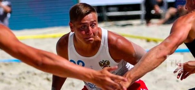 Пляжный гандбол. Игорь Неклюдов: "Заканчивать карьеру пока не собираюсь — полюбил вид спорта, готов снова и снова выходить на площадку"