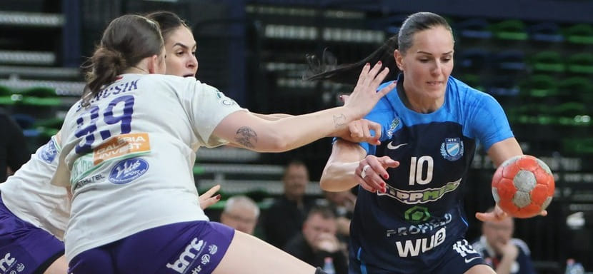 Уроженка России Анна Кекезович (Пунько) сменила клуб в чемпионате Венгрии. Она будет играть за "Вашаш"