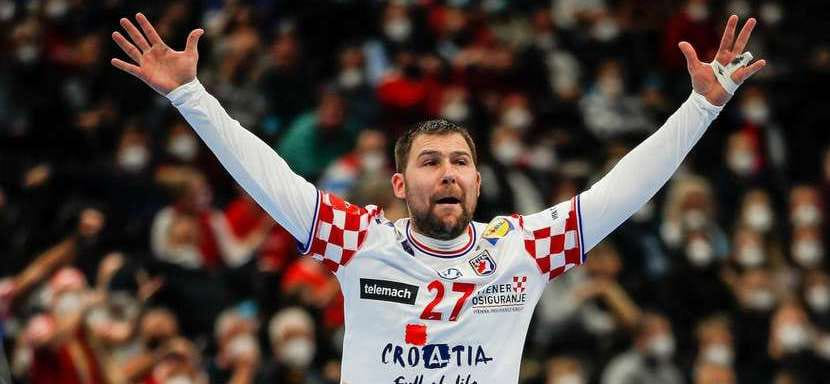 ЧЕ-2022. Хорват Иван Чупич, забросив исландцам пять мячей, обошел Ларса Кристиансена в списке лучших бомбардиров еврофорумов