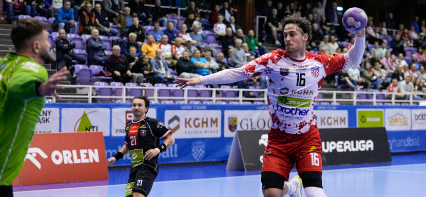 "Хробры" одержал волевую домашнюю победу над "Островией" Смоликова в пятничном матче мужского чемпионата Польши